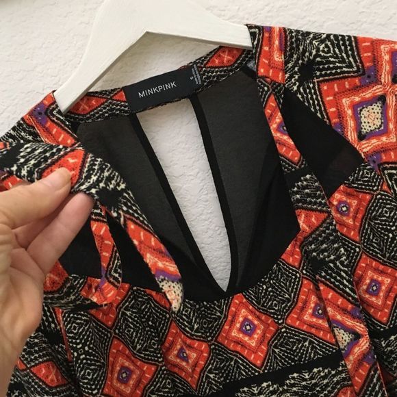 MinkPink Boho Tribal Tie Neck Long Sleeve Top, Small▪️ - Picture 3 of 8